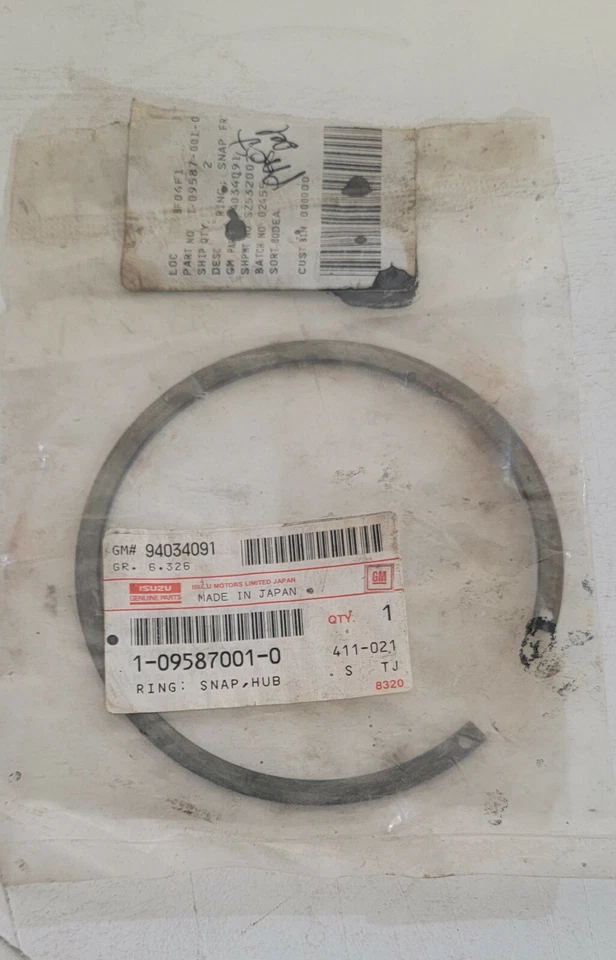 Anillo a presión de rueda Isuzu fabricante de equipos originales Isuzu FR FSR NR 1-09625538-0 (GM# 94099457) Foto 1 de 1