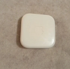 Genuine Apple iPhone Wired 3.5mm Jack Earphones Headset New Open Box - Zdjęcie 1 z 4