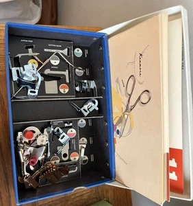 Kenmore Sew By Color Attachments Instruction Aids Book Zipper Foot Set - Bild 1 von 3