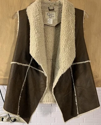 Cripple Creek Womens Fleece Lined Vest Faux Suede Size XL - Image 1 of 4