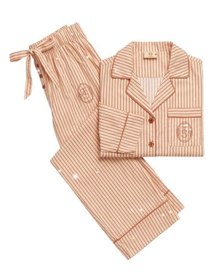 PREVENTA Juego de Pijama Taylor Swift The Life Of A Showgirl Talla Mediana Foto 1 de 4