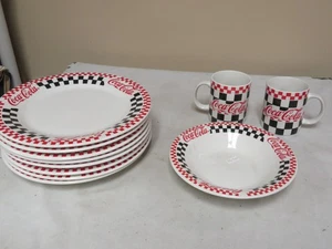 8 COCA COLA PLATES DIAMOND PATTEREN 1 BOWL & 2 MUGS NEVER USED - Picture 1 of 5