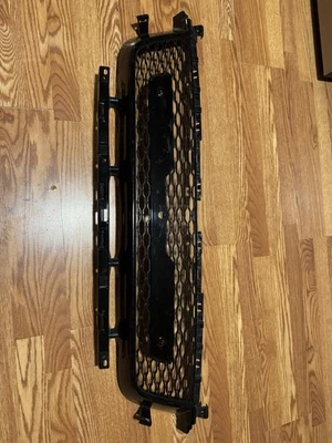 Parachoques delantero Range Rover Sport 2018-2021 parrilla oscurecida OEM Foto 1 de 4