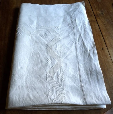 Drap ancien neuf travail de jours en angles fil lin blanc  brodé main 234/308 cm - Photo 1/4