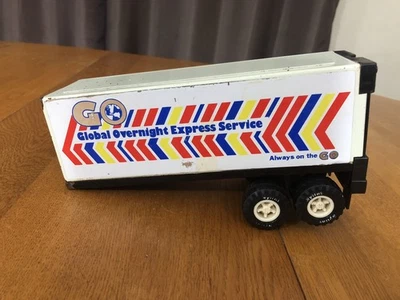 VINTAGE 9” NYLINT GLOBAL OVERNIGHT EXPRESS SERVICE SEMI TRAILER ONLY KOREA TOY - Image 1 of 4