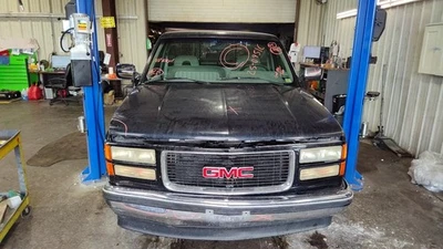 AC Condenser 25mm Thick Fits 94-95 CHEVROLET 1500 PICKUP 1093749 - Image 1 of 4