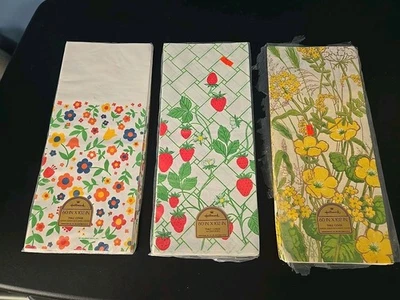 Lote de 3 manteles de papel vintage con sello flores de fresa 60x102 Cottagecore Foto 1 de 4