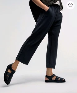 Pantalón corto Lululemon Softstreme tiro alto pierna recta, negro talla 10 - Imagen 1 de 7