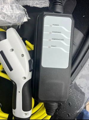 CARGADOR BMW EV APTIV / TIPO 3S / 120V / 1.2KW Foto 1 de 4