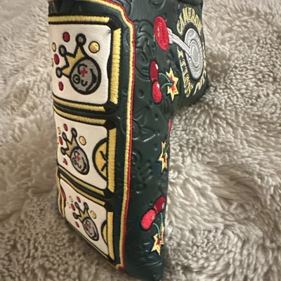 Scotty Cameron 限量大奖 Johnny 定制商店中槌推杆套全新。 — 第 1/4 张图片