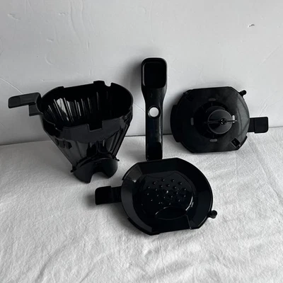 Ninja DualBrew CFP101 Replacement Parts Brew Basket Scoop Drip Stopper & Filter - Image 1 of 4