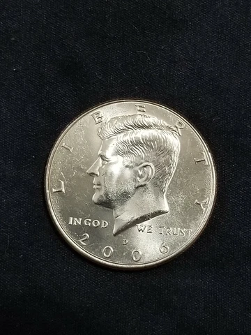 2006 D President Kennedy Half Dollar Fifty Cent Coin Money U.S. Mint Roll Coins Cover