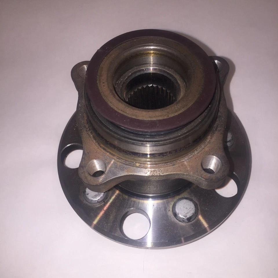 LEXUS IS250 LEFT REAR HUB BEARING IS350 2006 2007 2008 2009 2010 2011 2012 OEM - Image 1 of 1