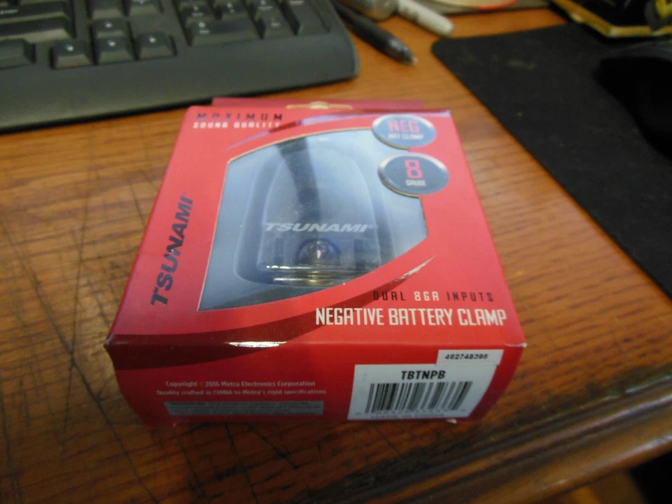 Tsunami By Metra TBTNPB 8 Gauge Neg Battery Cable Clamp - Image 1 of 1