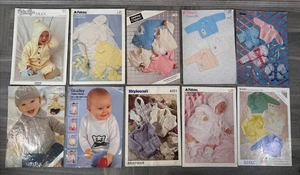 X52  Babies Knitting Patterns 80's 90's Patons, Robins, Sirdar, Coats, Joblot  - Picture 1 of 10