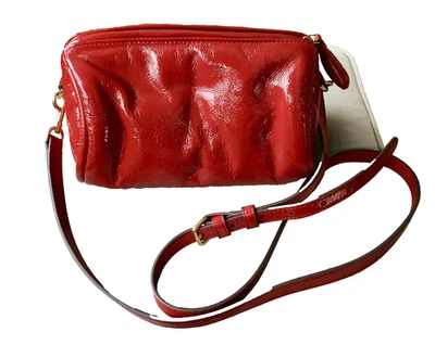 Сумочка через плечо Anya Hindmarch темно-красная пухлая со стволом стеганая лакированная кожа - Изображение 1 из 4