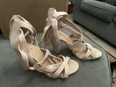 Torrid Mauve Strappy Ankle Wrap Chunky Heel Sandals Women Size 8.5W (New) - Image 1 of 4