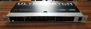 Behringer Ultramatch SRC-2000 Convertitore Di Formato E Frequenza - Imagen 1 de 8