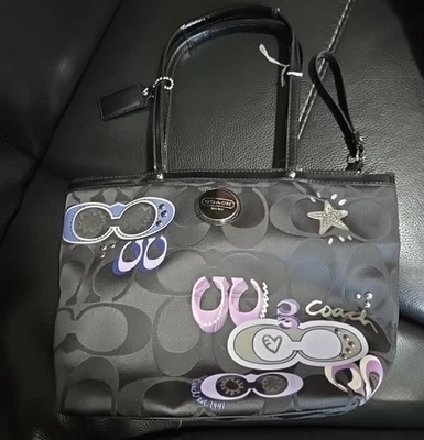 Bolsa tote rara Coach H1176-F17587 aplique - Imagem 1 de 4