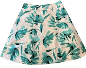 Ladies New Look Inspire Size 18 White & Green floral A line Cotton Skirt - Picture 1 of 6