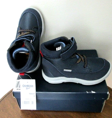 NUEVOS BOTINES DE SENDERISMO OSHKOSH EVERPLAY LAURENT PARA NIÑOS PEQUEÑOS TALLA 8 AZUL MARINO $45 Foto 1 de 4