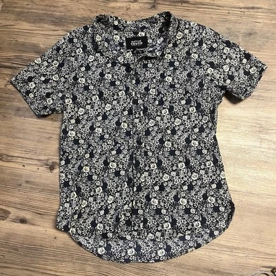 Native Youth Floral Short Sleeve Button-Down Shirt Med 100% Cotton Spring Break - Image 1 of 4