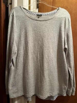 Camisa de Mídia Mista de Manga Longa Cinza TALBOTS com Listras e Bolinhas nas Costas Tamanho 1X - Imagem 1 de 4