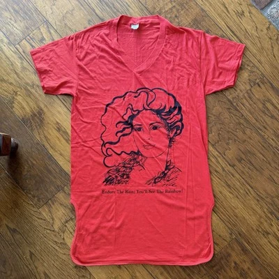 Camiseta De Colección Ched Dormir OSFA Aberturas Laterales Mujer Lluvia Arco Iris Noche Puntada Única  Foto 1 de 4