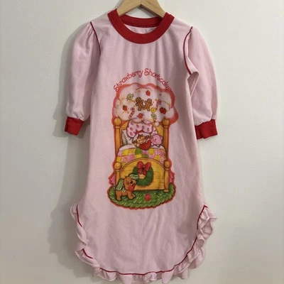 Vtg 1980’s Strawberry Shortcake Pink Nightgown Long Sleeve Toddler Girl 3t  - Image 1 of 4