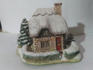 New ListingLilliput Lane Hollytree House Christmas Collection1992 England