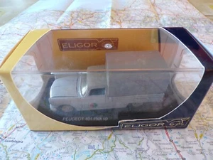 PEUGEOT 404 PICK-UP Bâché Gris Ancienne ELIGOR en boite - Imagen 1 de 6