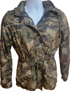 YMI Collection Windbreaker Womens Medium Hunting Camo Hooded Utility Outdoors - Picture 1 of 12