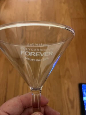 Gafas irrompibles Martini policarbonato Forever 7 pulgadas de alto nuevas Foto 1 de 4