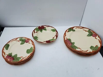 (12) Vajilla franciscana vintage manzanas: (5) platos de 11", (6) platos de 8", 1 tazón Foto 1 de 4