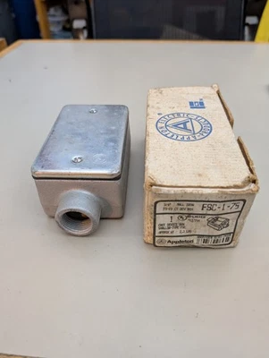 NUEVO APPLETON FSC-1-75 3/4" UNILET HIERRO MALEABLE ¡CAJA DE DISPOSITIVOS POCO PROFUNDA! ¡Caridad! Foto 1 de 4