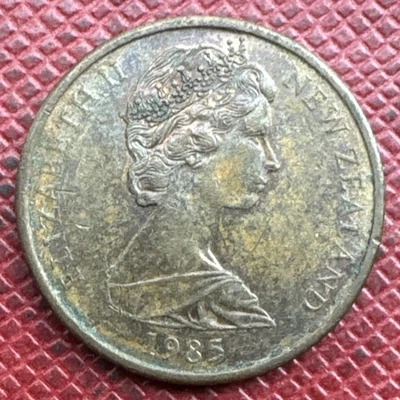 New Zealand 1985 Bronze 1 Cent. Elizabeth II. Low Relief Portrait. KM# 31.2 - Image 1 of 2