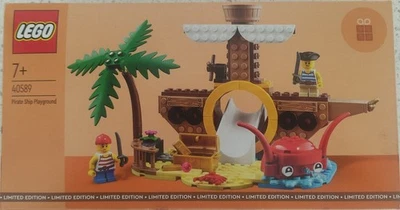 LEGO Promotional: Pirate Ship Playground (40589) - Image 1 of 4
