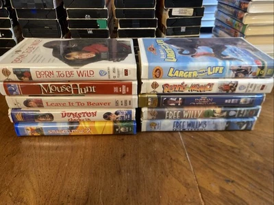 Family Kids Clamshell VHS Lot Of 10 Movies  Foto 1 de 4