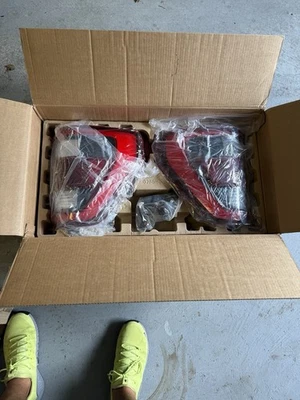 Luces traseras Ford F150 2022 TREMOR Foto 1 de 4