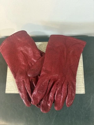 vtg red leather gloves ladies size 8 Insulated Driving Burgundy India Womens - Image 1 of 4