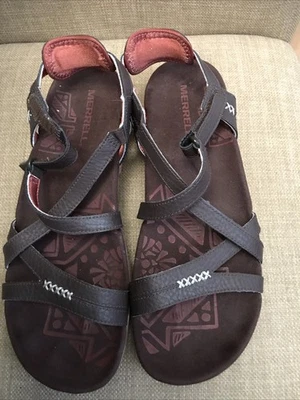 Sandalia Merrell para mujer de cuero con espiral de arena talla 9 espresso/rojo con tiras gancho y bucle Foto 1 de 4