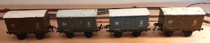 PRE WAR BASSETT LOWKE O GAUGE - RAKE OF 4 12 TON GOODS VANS 13897 N.E. - GREEN - Imagen 1 de 13
