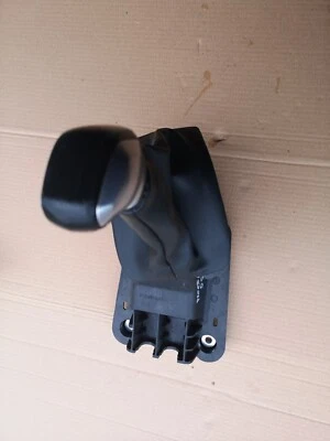 Peugeot 2008 1.2 gasolina 2014 5 velocidades manual selector de perillas de engranajes Foto 1 de 4