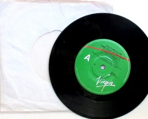 CULTURE CLUB - TIME (CLOCK OF THE HEART) 7" 45 - IN EXCELLENT CONDITION - Picture 1 of 1