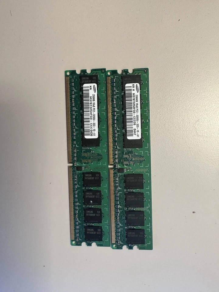 Samsung 256 MB Memory PC2-3200U-333-10-A1 (M378T3253FG0-CCDS) - Image 1 of 1