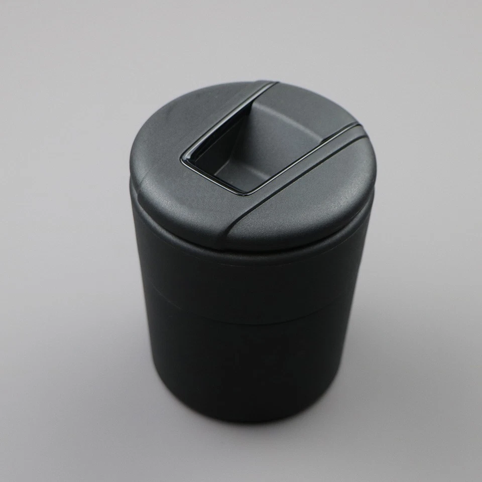 Cenicero Original 8Y0857951 Para Audi A3 S3 A5 A6 Avant C8 Q4 Q3 Q5 Q7 A4 Foto 1 de 4