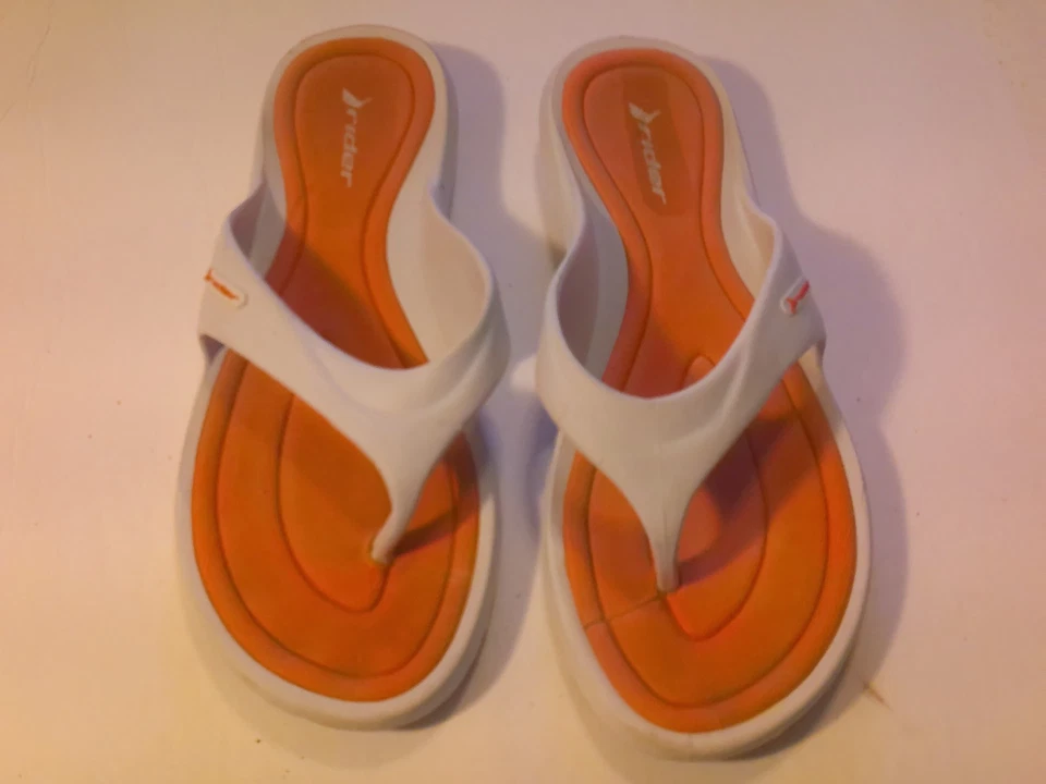 Sandalias planas con tanga blancas para mujer RIDER Greendene HECHAS EN BRASIL talla 10 Foto 1 de 4