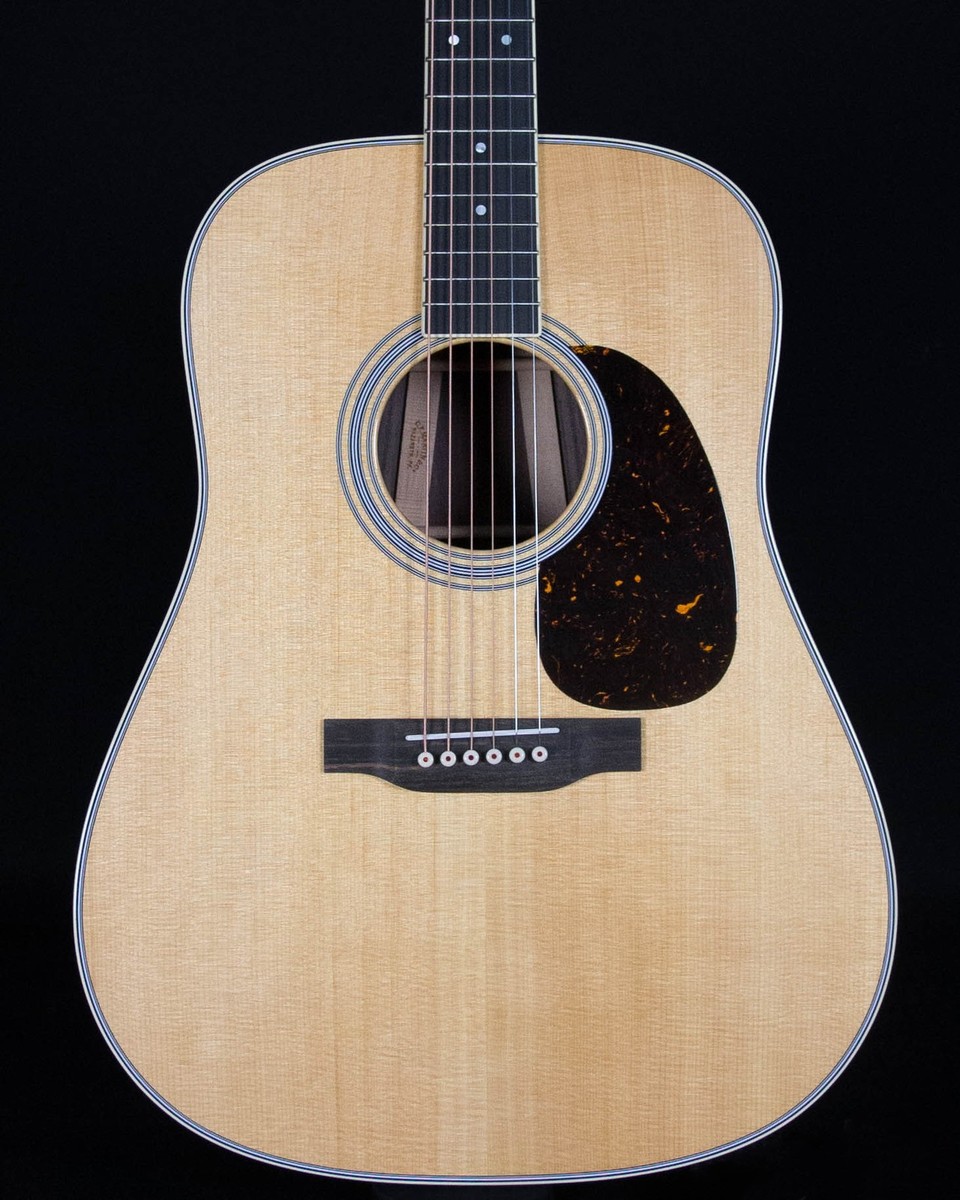 Martin D35 2004年 Martin Standard Series D-35 (1993 - 2004) | Reverb