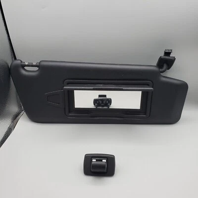 Espejo retrovisor de tocador Mercedes-Benz 2008-2012 negro para pasajero OEM C300 C250 Foto 1 de 4