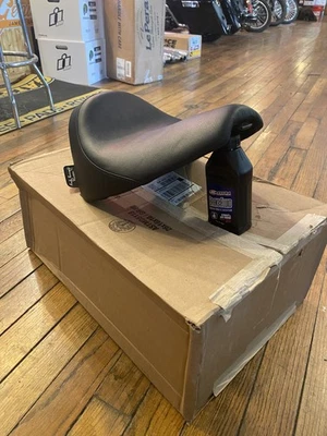 Одиночное сиденье Danny Gray Black Buttcrack 2011–2017 Harley Softail Blackline FLS FLSS - Изображение 1 из 4